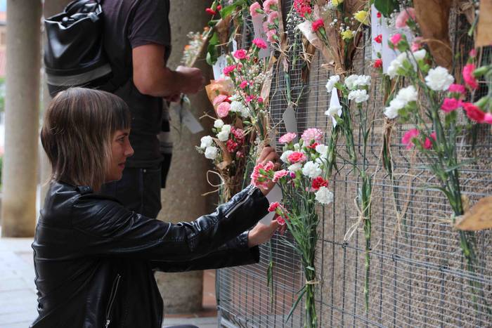 Esker hitzak, loreekin 34 1592050833530