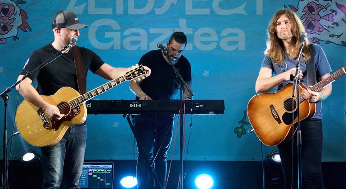 Menturan taldearen kontzertua, Lizartzan