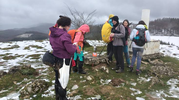 Gustura lokatza eta elurra izan arren