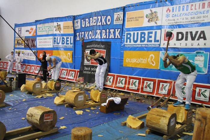 Urrezko aizkora kanporaketa abaltzisketa 52 1461501202791