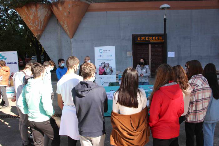 Boluntariotza Azoka, 2021, T 33 1635351640993