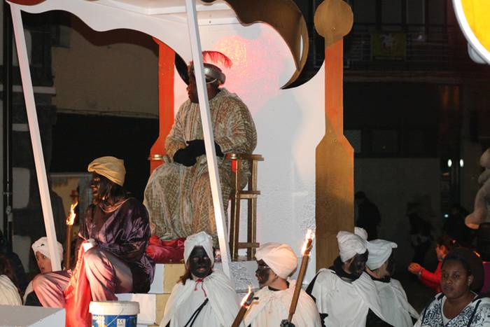 VILLABONAKO ERREGE MAGOEN DESFILEA 2017 79 1483976414136