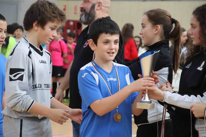 Gabonetako Areto Futbol Txap 87 1578233375318