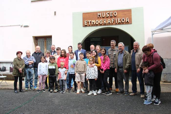 Larraulgo Ekomuseoa berritu dute