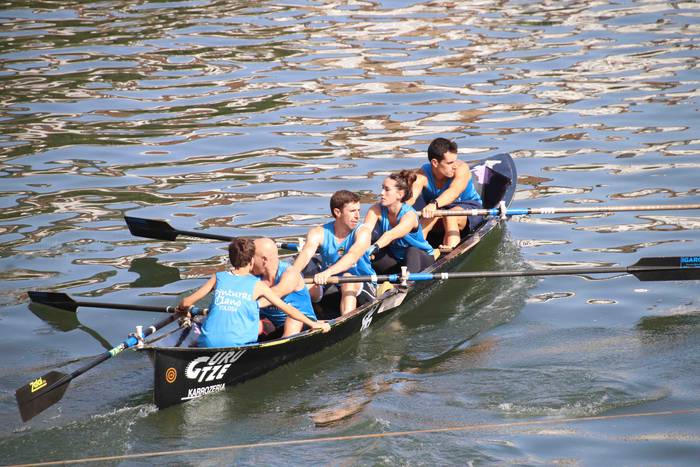 Arraunean, elkartasunez 52 1568470883955