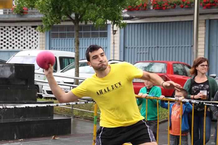 IKAZTEGIETAKO FESTAK 2017. B 26 1502386535154