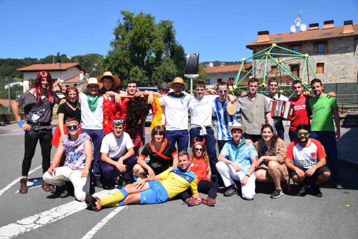 Adunako jaiak 2019. Oilasko  2 1566048049348