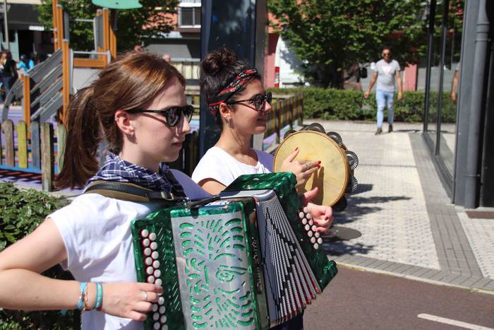 Euskal Jaia Ugaare auzoan 9 1559407117905