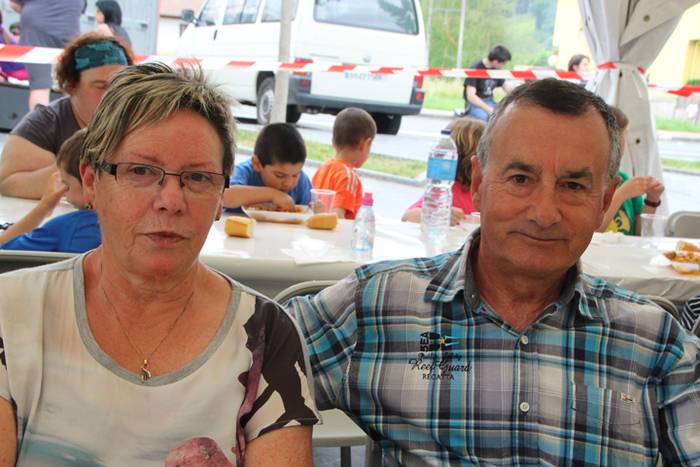 Ikaztegietako Eskola Txikiak Festa 94 1465744490248