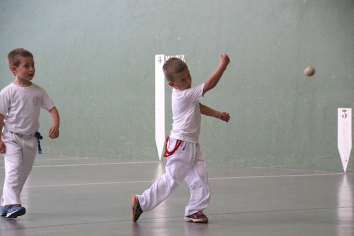 Gazte izateak ez duelako adi 46 1523733516874