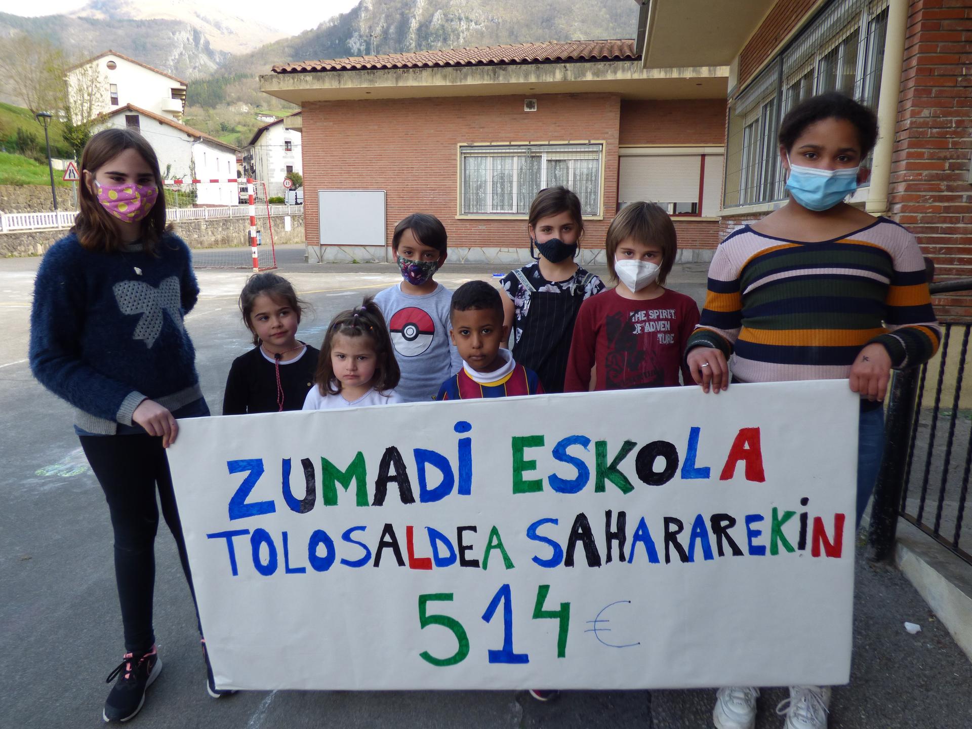 Zumadi eskolak Saharara bidaltzeko dirua bildu du