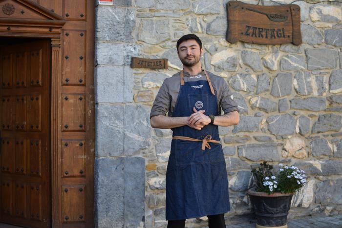 Repsol gidako eguzkitxo bat jaso du Zartagi Ostatuak