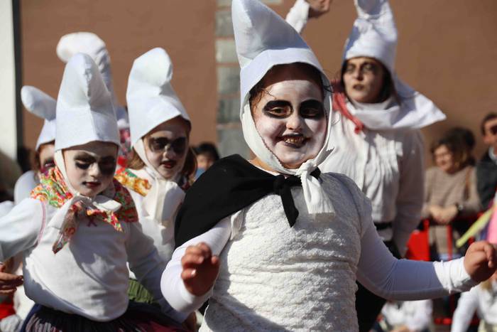 Lamiak, sorginak eta iratxoa 28 1582223384753