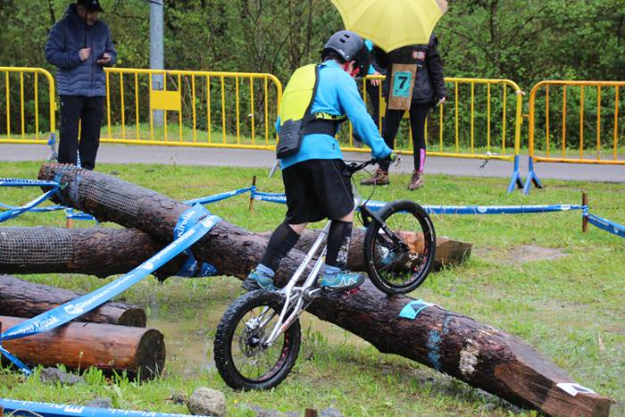 Bi gurpilen gainean  26 1491138531620