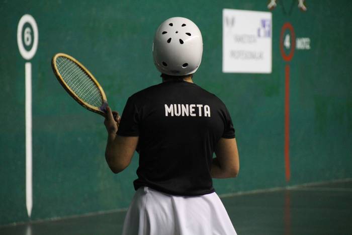 Emakume, raketista eta profe 21 1511035107818