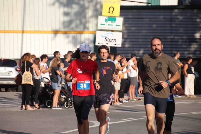 Elena Silvestre eta Xabier L 17 1567672417310