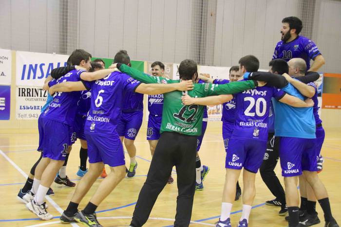 Tolosa CF Eskubaloia, ligako 99 1557054450023