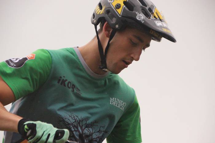 Erakustaldi batekin hasi dir 32 1496515119929