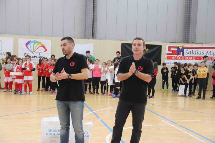 Gabonetako Areto Futbol Txap 82 1578233368832