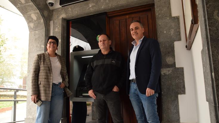 Albizturren eta Leaburu-Txaraman kutxazain automatikoak jarri dituzte