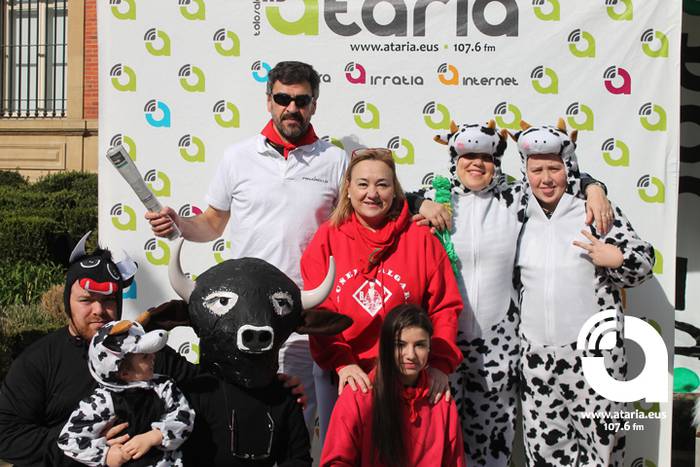 Photocoll-ean jartzeak saria 8 1488129927468