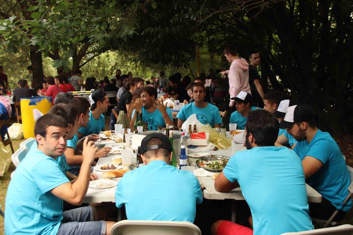 Kuadrillan bazkaltzea bezala 17 1564494463828