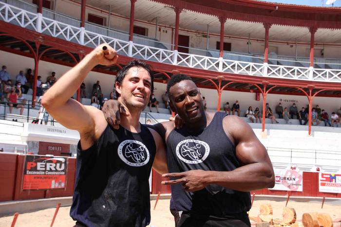 Arria V.a eta Izeta VI.a iza 76 1596214392135