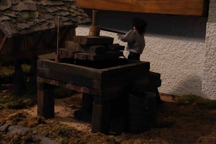 Aspaldiko ohiturak jaiotza batean 18 1545153585804