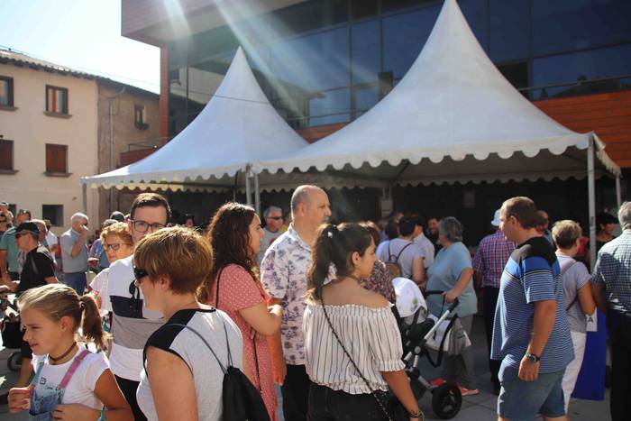 Jendetza elkartu du Asteasuk 31 1569763913669