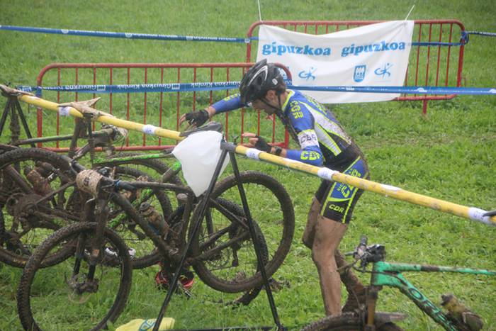 Jon Erguin eta Zuriñe Frutos 100 1508692334606