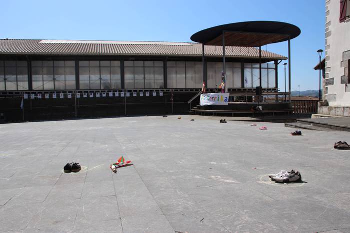 Elkartasun keinuak Adunan 6 1616942574092