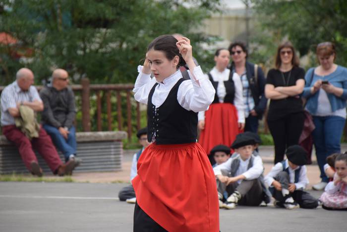 Ibarrako Dantzari Txiki Egun 69 1528548021832