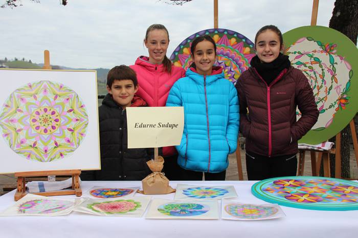 Azoka eguna Altzon 14 1481457192480