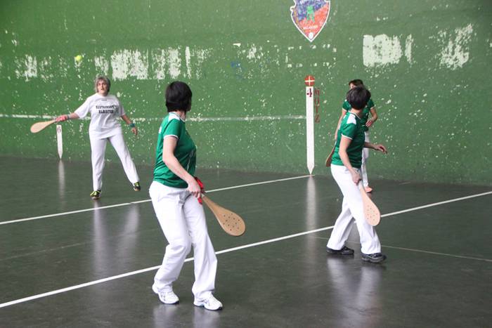 Behar Zana Emakumeen Pala Tx 16 1520711147440