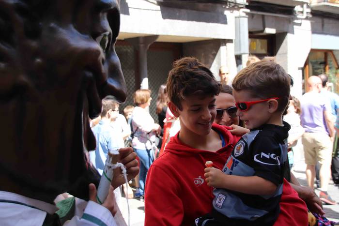 Erraldoiak eta buruhandiak T 23 1561218573772