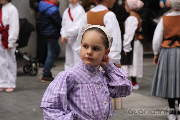 Dantzari Txiki eguna Tolosan 2016 12 1458400058694