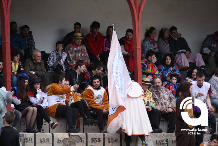 Zezenak adarrak okerrak ditu 75 1488277589126