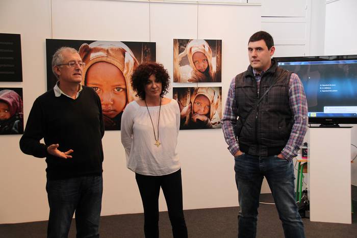 Afrikako begiradaK 12 1463230283830