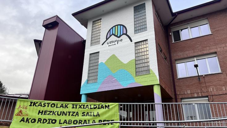 Hezkuntza Sailaren konpromiso falta salatuko dute ikastoletako langileek