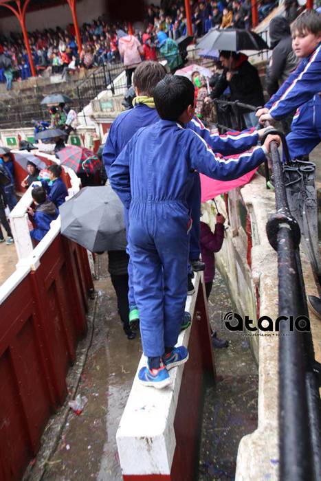 Eguraldi txarrak ez ditu ina 14 1518199140649