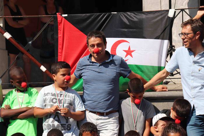 Saharako haurrei harrera egi 64 1530544825059