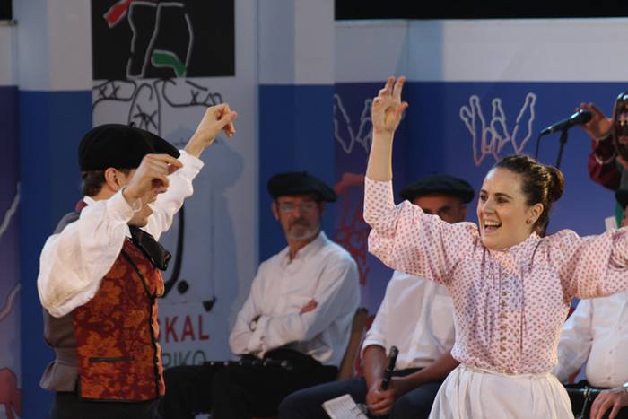 Euskal Herriko 40. dantza txapelketa  21 1476696180934