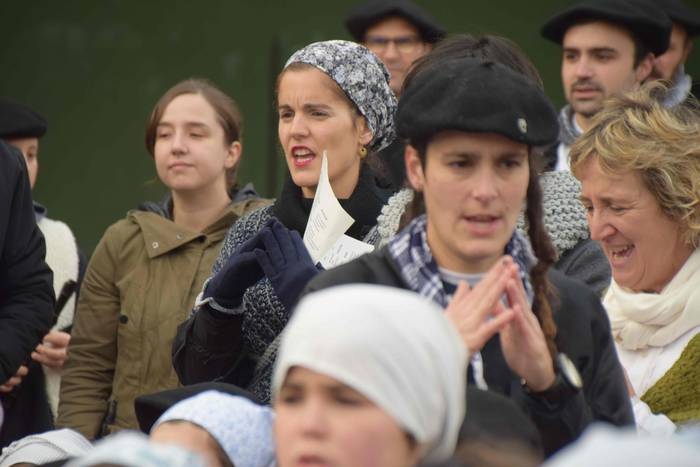 Ibarrako Uzturpe ikastolakoak gabon eskean 49 1545653485575