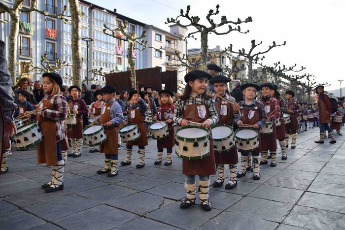 Danbor hotsak, txikienen esk 44 1551547933254