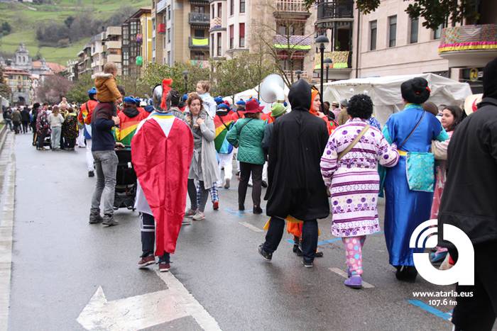 Zezenak adarrak okerrak ditu 119 1488277853837