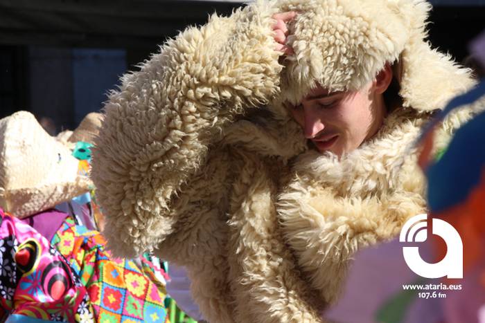 Kriskitinak inauteriari 42 1488038593084