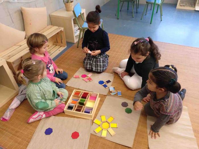 Fleming Herri Eskola, eskola 4 1547057973122