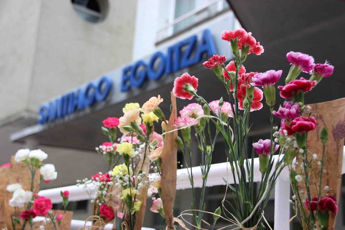 Esker hitzak, loreekin 9 1592050817800