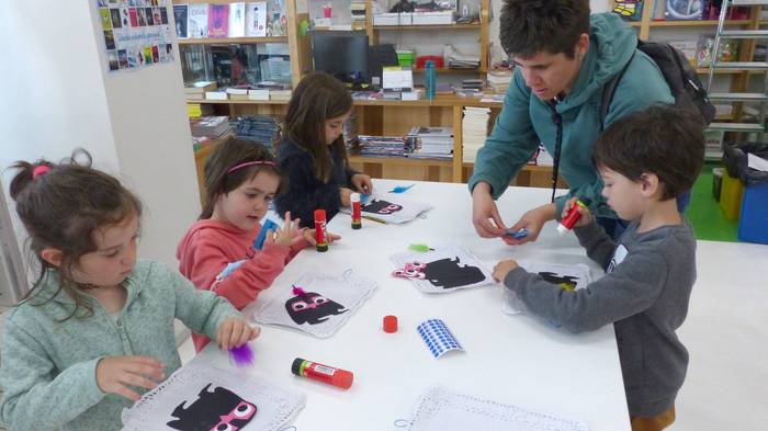 Ipuin solidarioak kontatu di 5 1653644351428