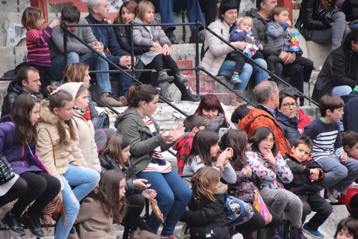 Txaranga eta zezenak piñata  34 1488738925227